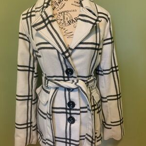 Ashley By 26 International Black and White Plaid Trench Coat